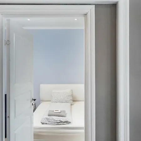 With Beautiful View To Bryggen Bergen